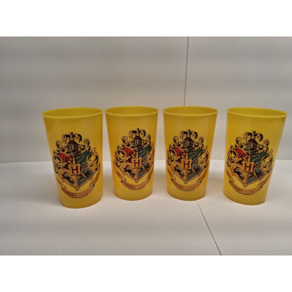 Harry Potter 20 Ounce Tumbler Plastic Color Changing Set of 4 Collectable Cups